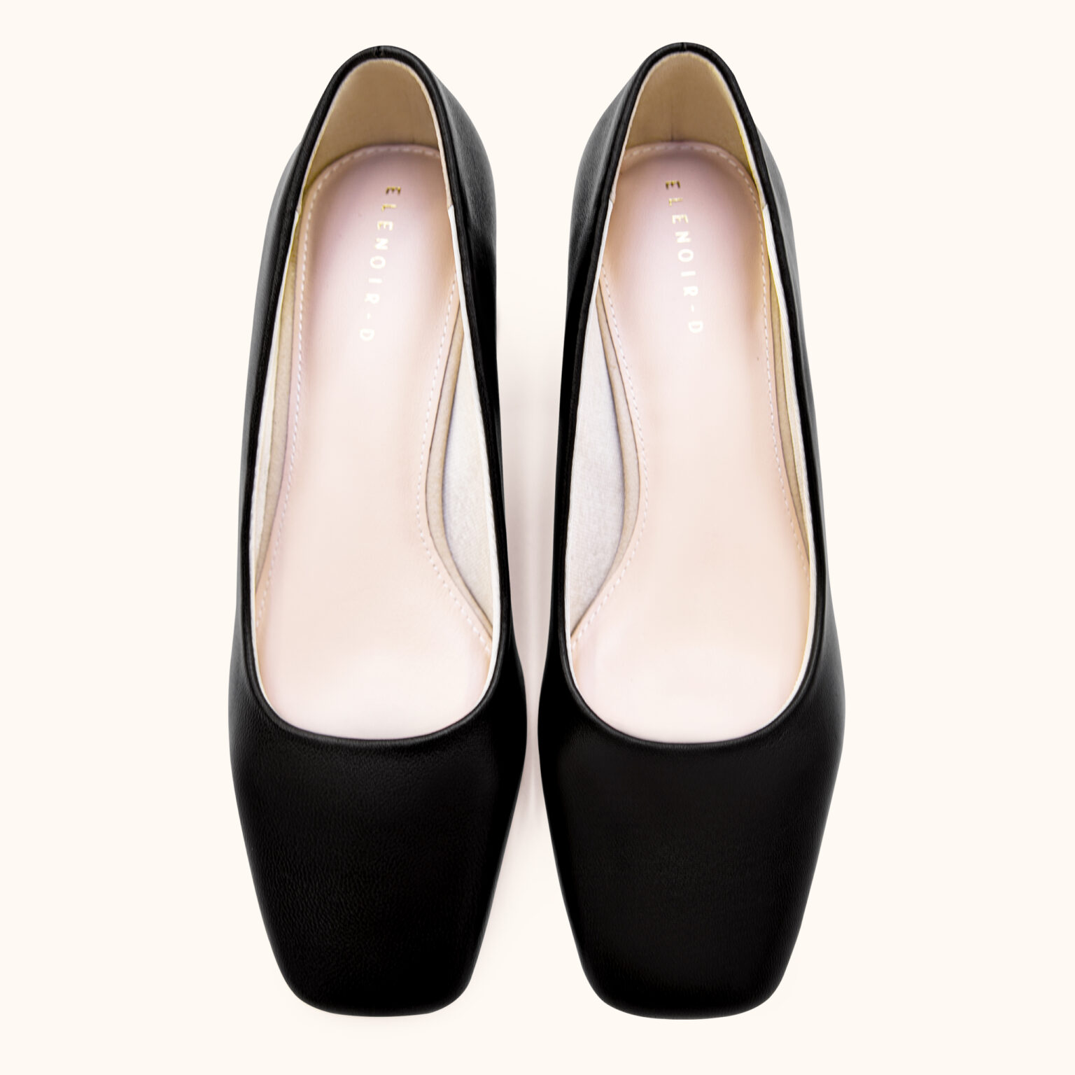 DOLLY_88011_blackmatte_detail_03