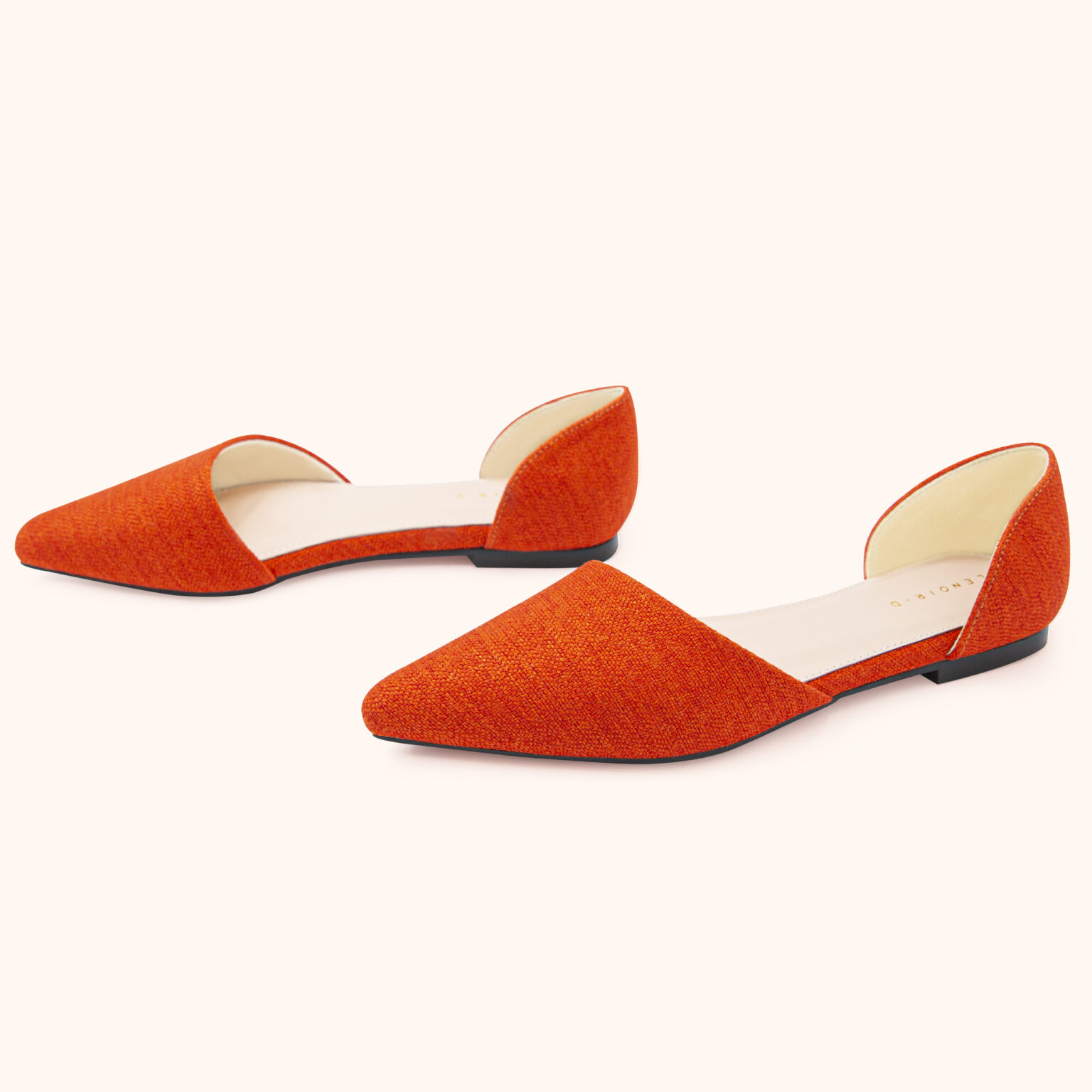 DOLLY_88037_red1_detail_01