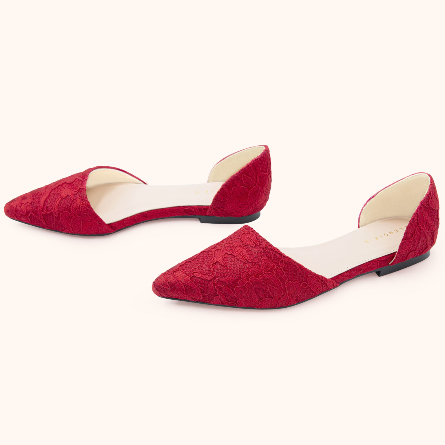 DOLLY_88037_red_detail_01